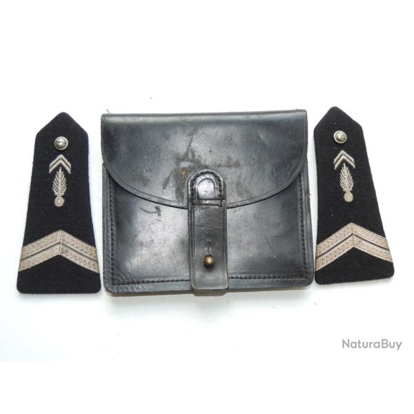 GENDARMERIE DEPARTEMENTALE  : ANCIENNES EPAULETTES + CARTOUCHIERE CUIR