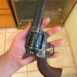 Vend colt saa &eacute;tat neuf en 45 lc