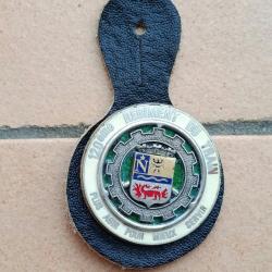 INSIGNE 120 REGIMENT DU TRAIN AVEC SON CUIR