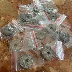 Lot de 32 pi&egrave;ces Francaise (25 Centimes)