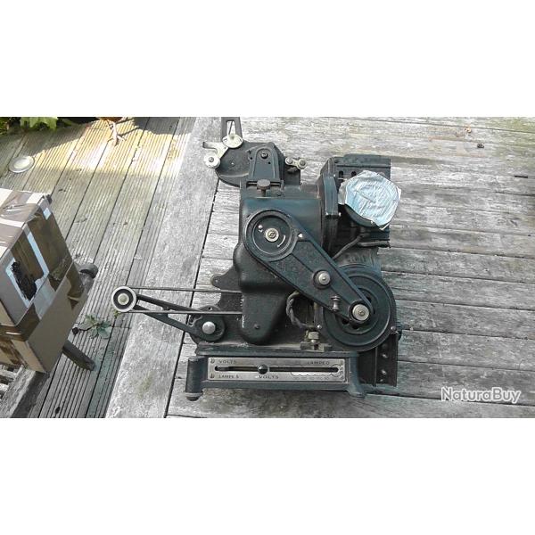 projecteur pathe
