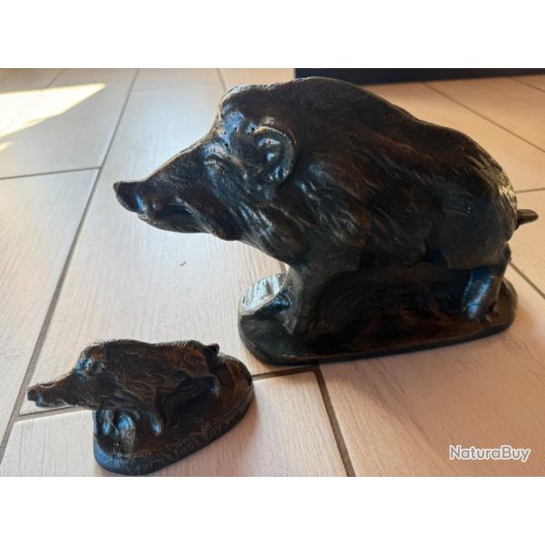 Paire de statues de sangliers anciens en m�tal - Vrigne-aux-Bois - 3,4 kg au total
