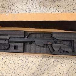 R&eacute;plique G36 AEG: bo&icirc;te,chargeur,batterie neuve+ billes en plastique