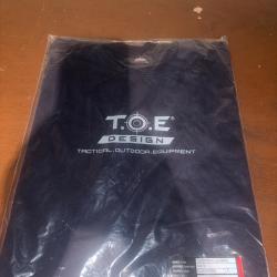 TEE shirt toe