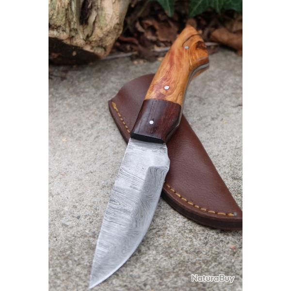 Couteau Skinner Lame Acier Damas 256 Couches Manche Beau Bois Etui Cuir Fabrication Artisanale