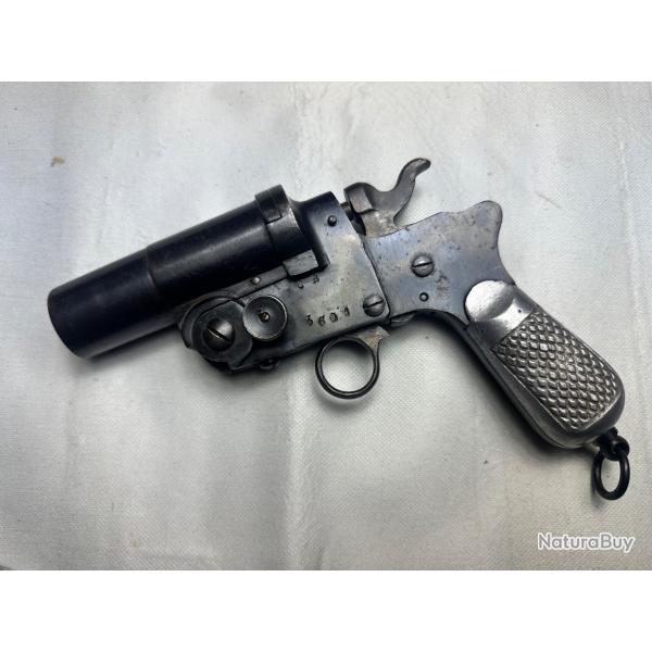 ITALIE, PISTOLET LANCE FUSEE Cal 4, Mod�le 1900, seconde guerre