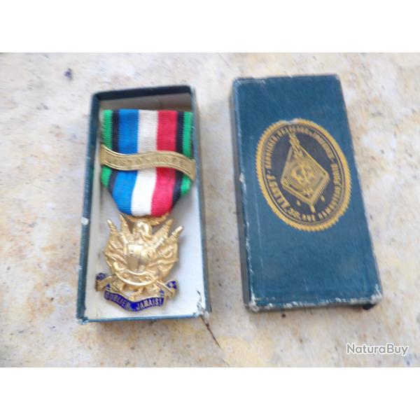 m�daille comm�morative 1870 1871 guerre luxe dor�e �mail Prussienne engag� volontaire Napoleon boite