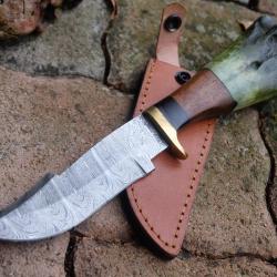 Puukko XL Couteau Damas Lame 256 Couches Harpoon Manche Bois/OS Fabric Artisanale Etui Cuir
