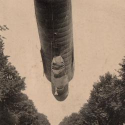 Carte postale ancienne - Transport &agrave; bras d'un Ballon-Objectif Drachen -N&deg;8804