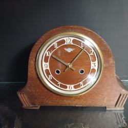 &Eacute;l&eacute;gante pendule &agrave; poser Art D&eacute;co datant des ann&eacute;es 1920-1930,