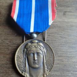 m&eacute;daille f&eacute;d&eacute;ration des anciens de la  rh&eacute;nanie ruhr tyrol