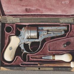 Revolver Galand 1872 en coffret  calibre 320