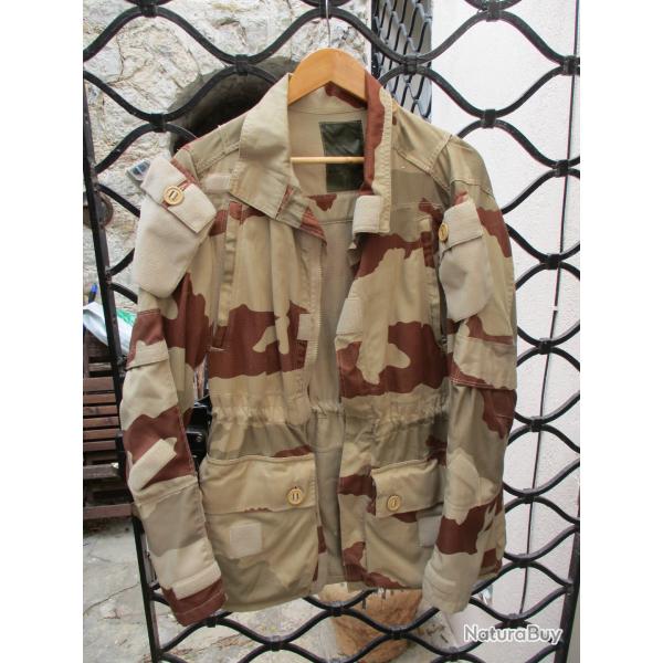 sur veste  francaise camoufle