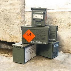 caisse &agrave; munitions vide m&eacute;tal occasion (lot 4 boites) militaire AmmoBox