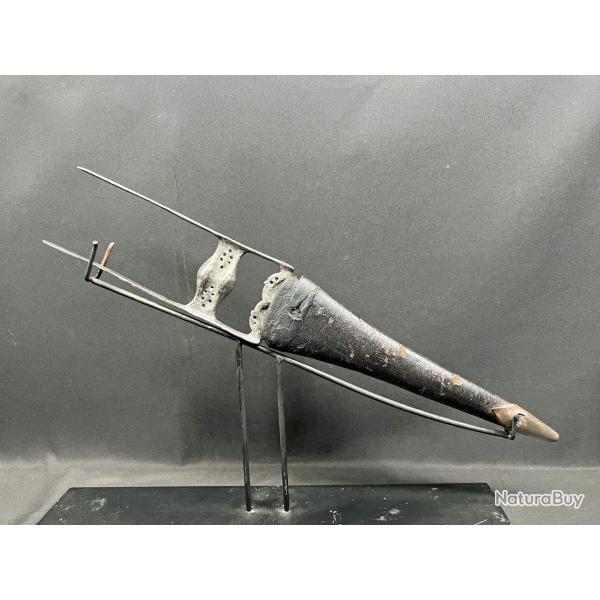 ANCIEN TRES RARE KATAR D'INDE DU XX� , DIT PERCE ARMURE A LAME DENTELEE, ASIE