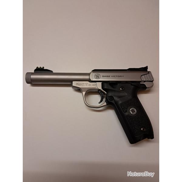 Smith & Wesson SW22 Victory