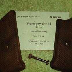PLAQUETTE DE STURMGEWEHR AVEC SA VIS WW2