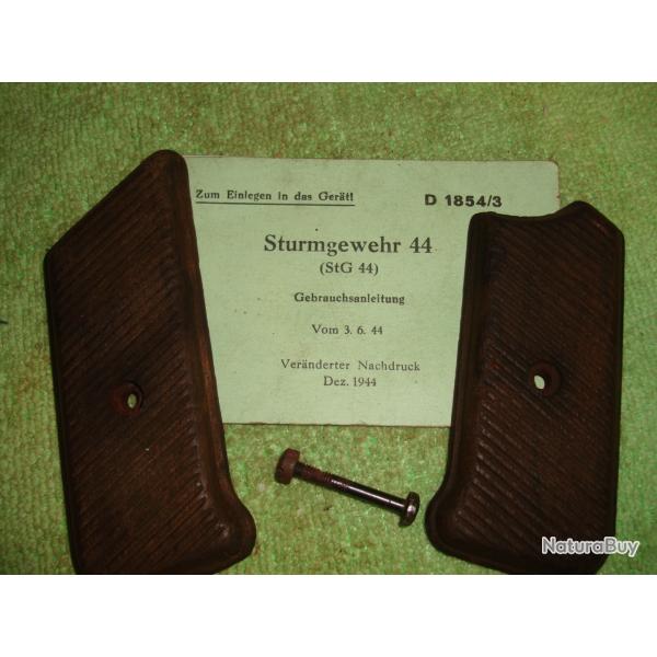PLAQUETTE DE STURMGEWEHR AVEC SA VIS WW2