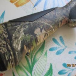 Vends semi automatique Maxus 2 tr&egrave;s peu servi comme neuf calibre 12/89, camo mobuc canon de 71 cm