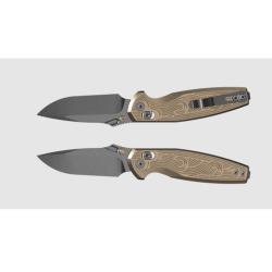 Couteau Kizer Khamsin Clutch Lock Lame Acier Nitro-V Gray PVD Stonewash Manche Aluminium Sable