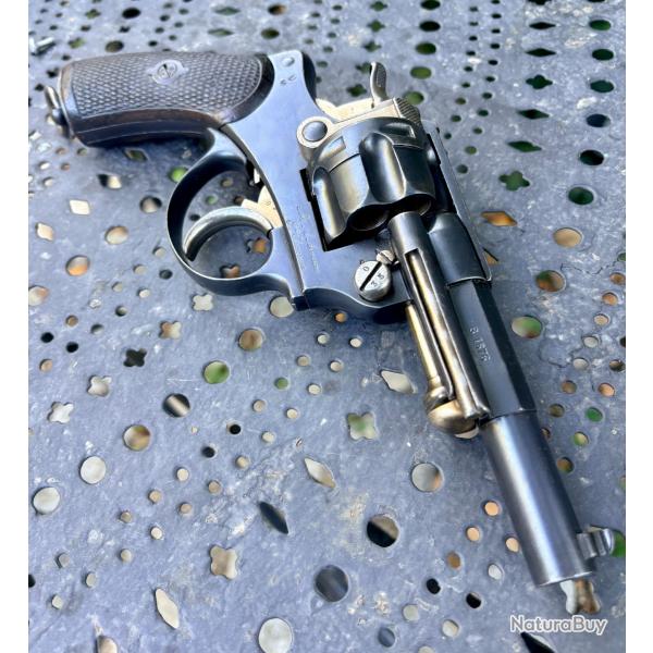REVOLVER R�GLEMENTAIRE OFFICIER Chamelot Delvigne Mod�le MAS 1874 de 1876 Calibre 11mm