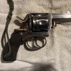 Revolver 380 type Bulldog marqu&eacute; de Li&egrave;ge