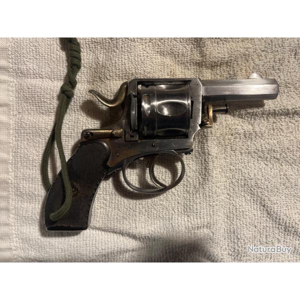 Revolver 380 type Bulldog marqu� de Li�ge