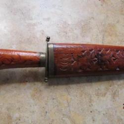 petit couteau exotique touristique Inde Indon&eacute;sie Afrique Asie avec &eacute;tui fourreau bois