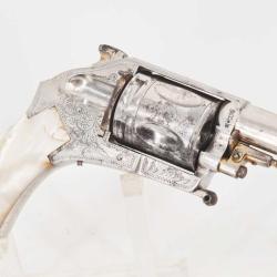 FORT REVOLVER DE POCHE CALIBRE 38 SEMI-HAMMERLESS Finition LUXE par la Manufacture Li&eacute;geoise d'Armes