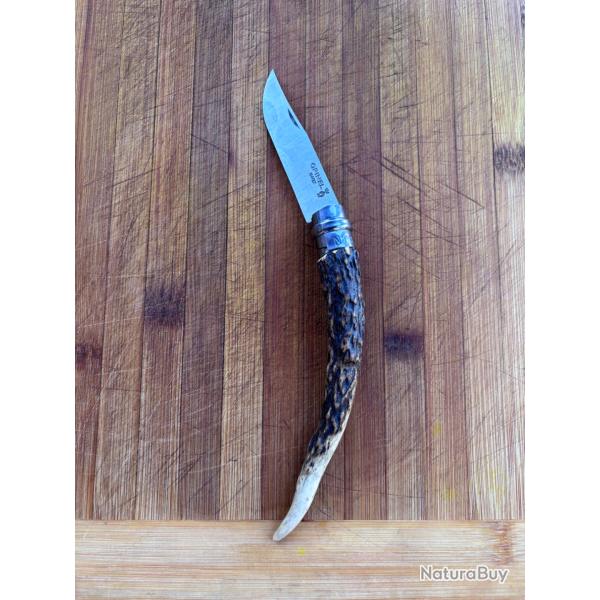 Opinel bois de cerf num�ro 8