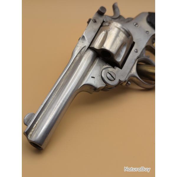 Revolver type Smith & Wesson
