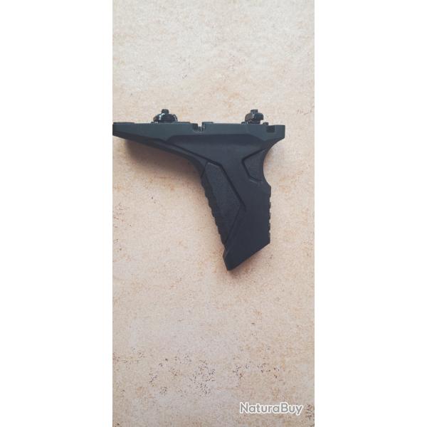 Poign�e Avant Inclin�e tactique M-LOK