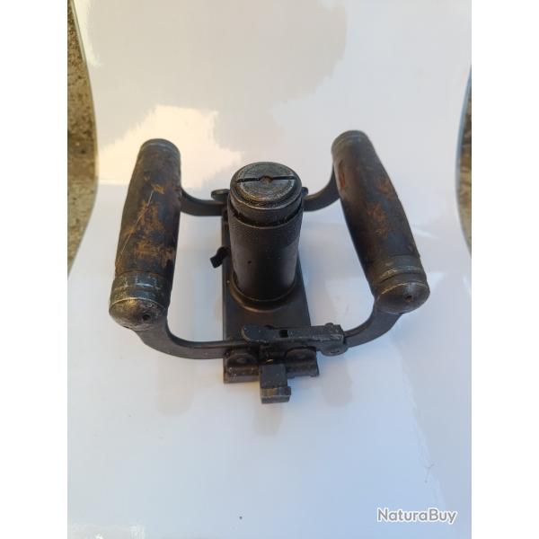 poign�e - detente mitrailleuse browning M2 cal 50