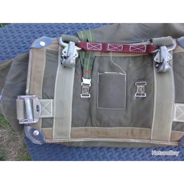 parachute ventral militaire  militaria