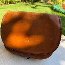 Cartouchi&egrave;re cuir