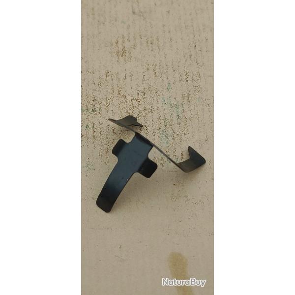 ressort de garde main pour AK47, AKM � confirmer (709)