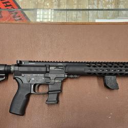 carabine semi-auto legacy armament UT912 calibre 9x19 para