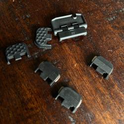 PLAQUE DE PROTECTION DE LA CULASSE GLOCK AVEC RACKER / GLOCK RACKING