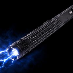 Shocker &eacute;lectrique baton X8 avec lampe - 10 millions de volts