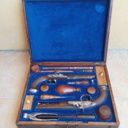 Coffret d'une paire de pistolets d'Officier 1er Empire