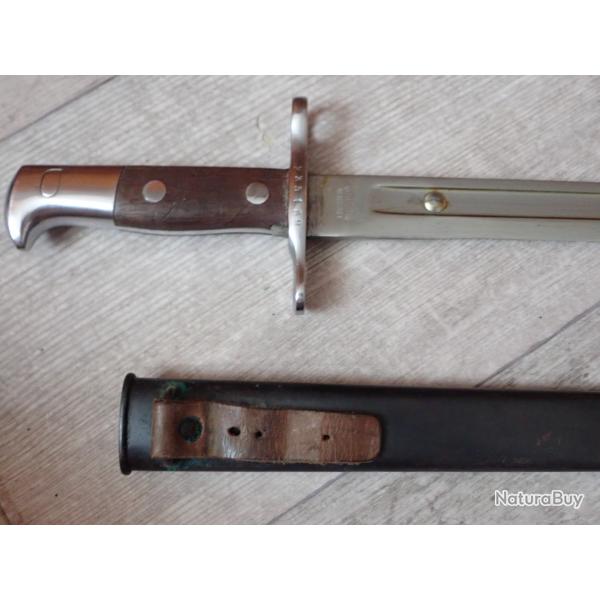 235159 RARE Baionnette Suisse Mdle 1889 modifi� en 1897 avec un rivet sur lame. Chrom�e