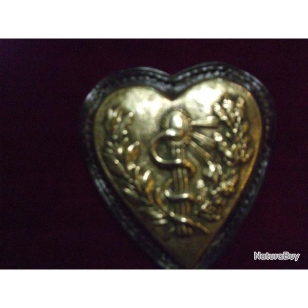 COEUR de poitrail pour sellerie de M�decin  Mod 1845 .( collection )