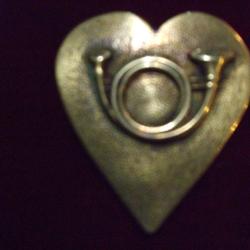 Coeur de poitrail pour sellerie d'Officier de Chasseur &agrave; Cheval N III . ( collection )