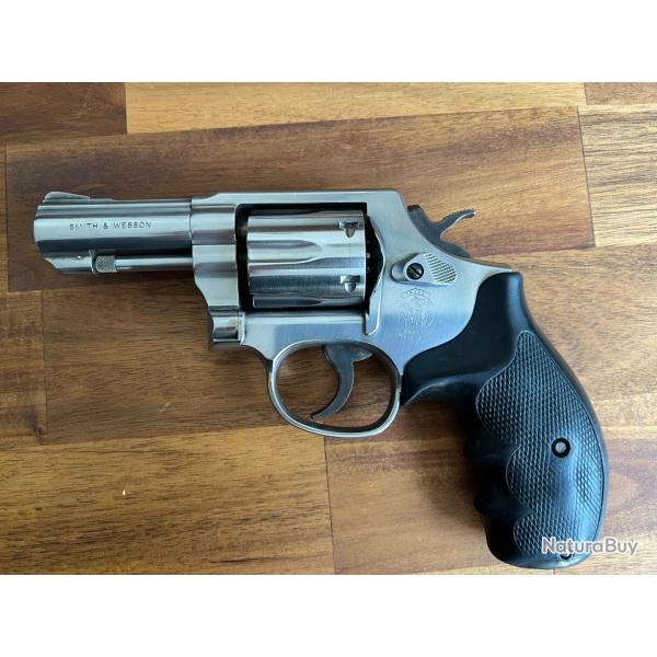 Smith & Wesson Model 64 Police . 38 Special . Canon 3 pouces .Inox .