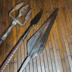 TRIO DE 3  LANCES TOUAR&Egrave;GUE - BUSHMAN AFRIQUE DONT TRIDENT
