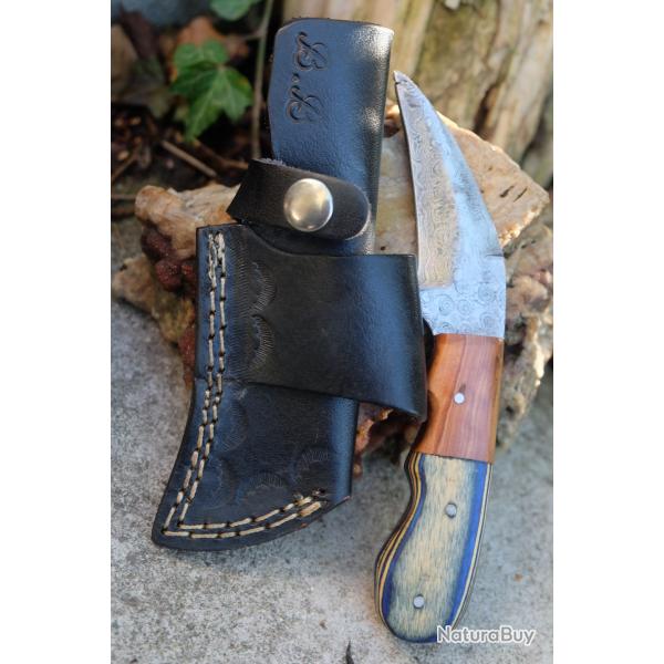 Skinner Couteau Damas Lame Griffe 256 Couches Manche 2 Bois Fabric Artisanale Etui Cuir Port Horizon