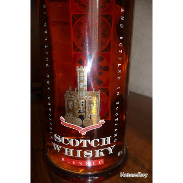 BOUTEILLE WHISKY "MAGDALEN ULTIMATE" LITRAGE DE 4,5 LITRES