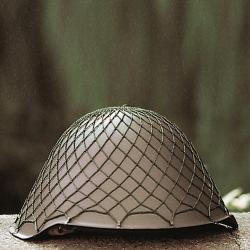 Casque de pr&eacute;sentation est-allemand - Autre