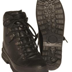 Chaussures de montagne doubl&eacute;es de la Bundeswehr - Autre