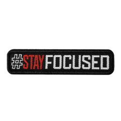 Ecusson A10 Equipment SIGNATURE Stay Focused brod&eacute; - Logo Blanc/rouge